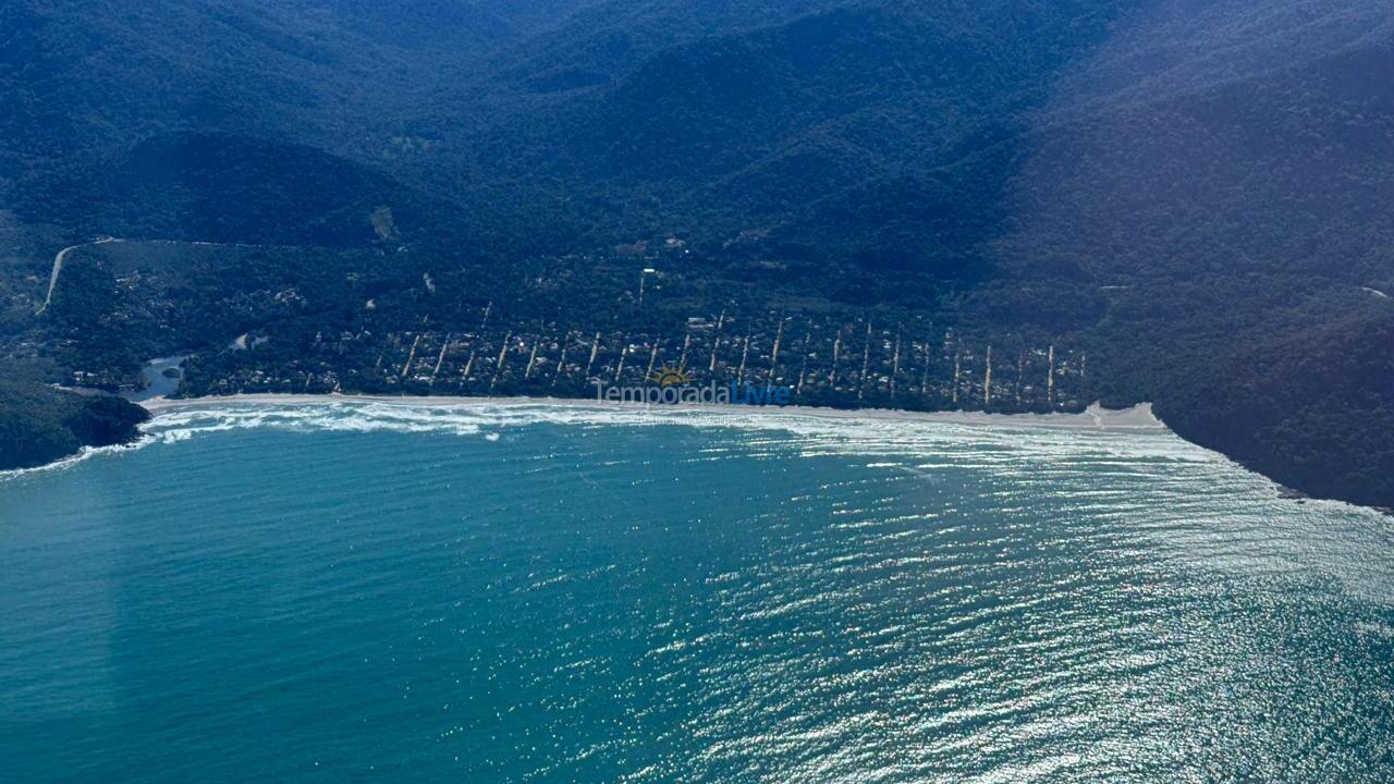 Casa para aluguel de temporada em Ubatuba (Itamambuca Condominio)