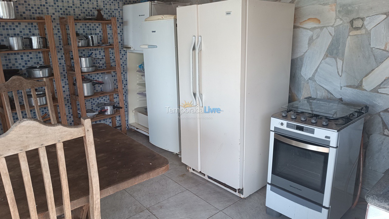 Casa para aluguel de temporada em Ubatuba (Lagoinha)