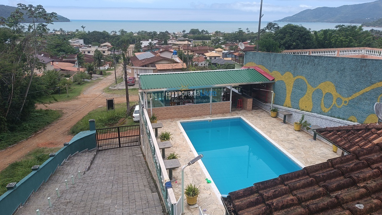 Casa para aluguel de temporada em Ubatuba (Lagoinha)