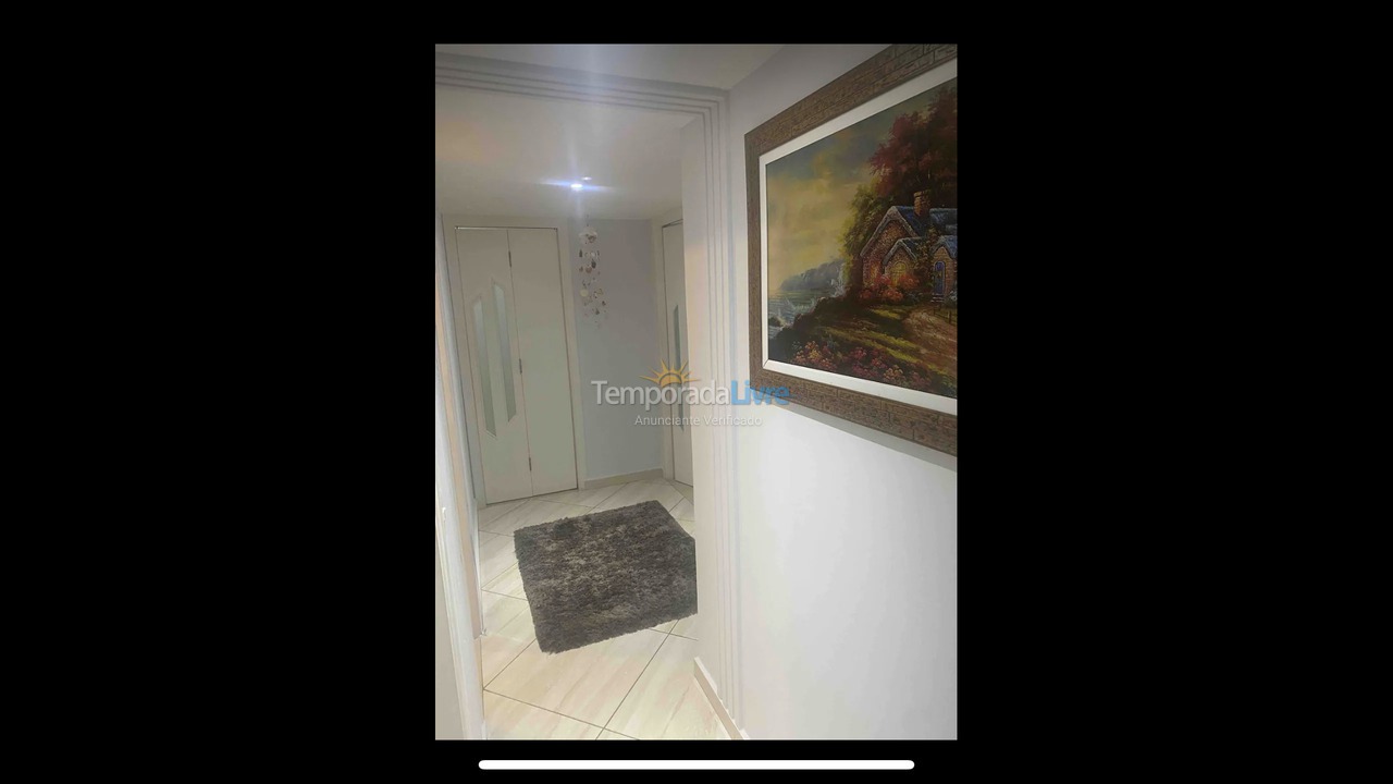 Apartamento para aluguel de temporada em Guarujá (Pitangueiras)