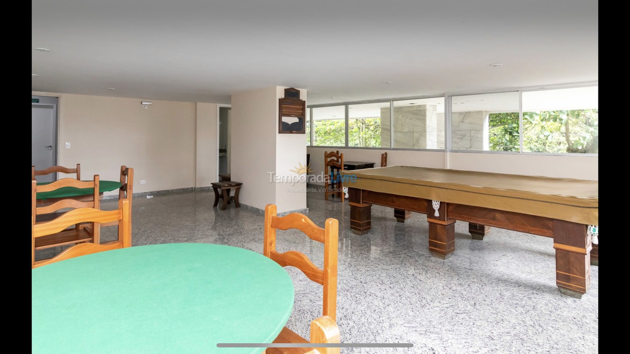 Apartamento para aluguel de temporada em Guarujá (Pitangueiras)