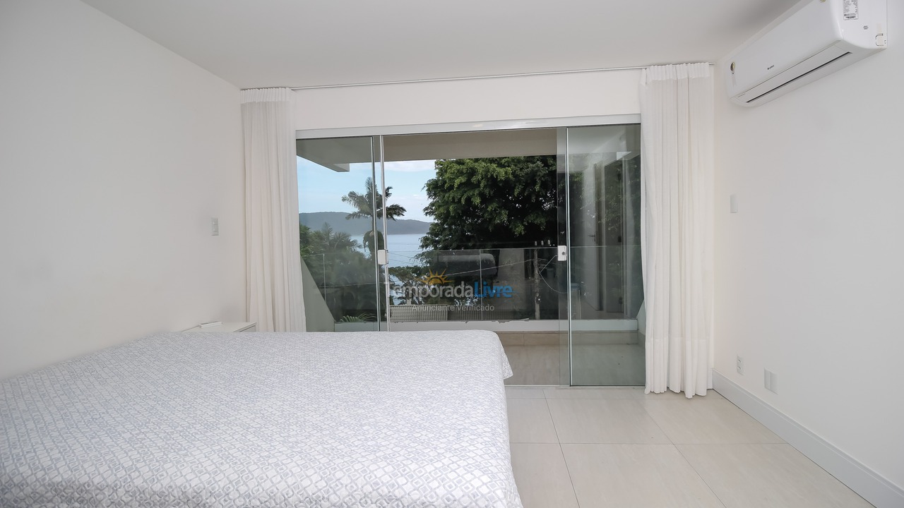 Casa para alquiler de vacaciones em Bombinhas (Praia da Lagoinha)