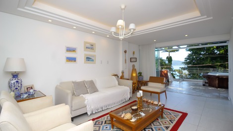 Casa para 10 personas con spa y vistas al mar en la playa de Lagoinha.