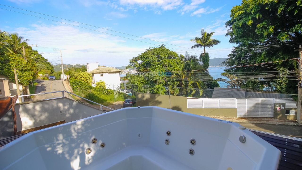 Casa para alquiler de vacaciones em Bombinhas (Praia da Lagoinha)