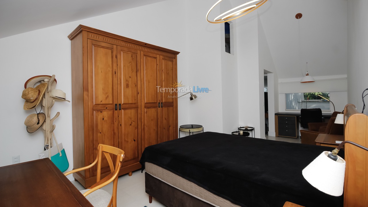 Casa para alquiler de vacaciones em Bombinhas (Praia da Lagoinha)