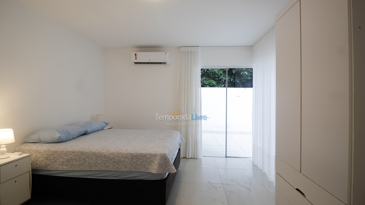 Casa para alquiler de vacaciones em Bombinhas (Praia da Lagoinha)