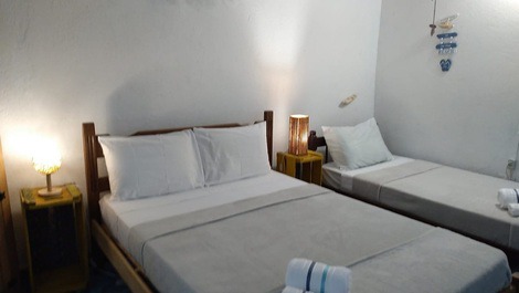 Casa Amarela Trekking, Kayaking and Study Retreat