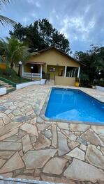 Country retreat with pool and barbecue area, Mogi das Cruzes, 1 hour from São Paulo.
