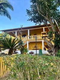Country retreat with pool and barbecue area, Mogi das Cruzes, 1 hour from São Paulo.