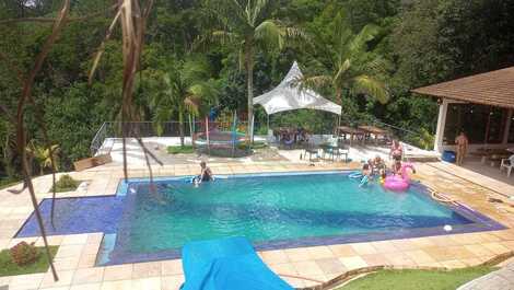Chácara em Atibaia, Piscina com Escorregador, Vista da Serra