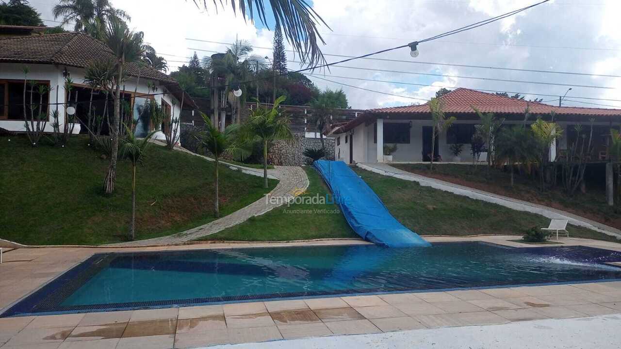 Chácara / sítio para aluguel de temporada em Atibaia (Rio Acima)