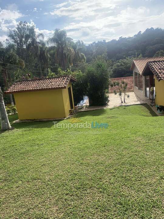 Chácara / sítio para aluguel de temporada em Mairinque (Estacao de Moreiras)