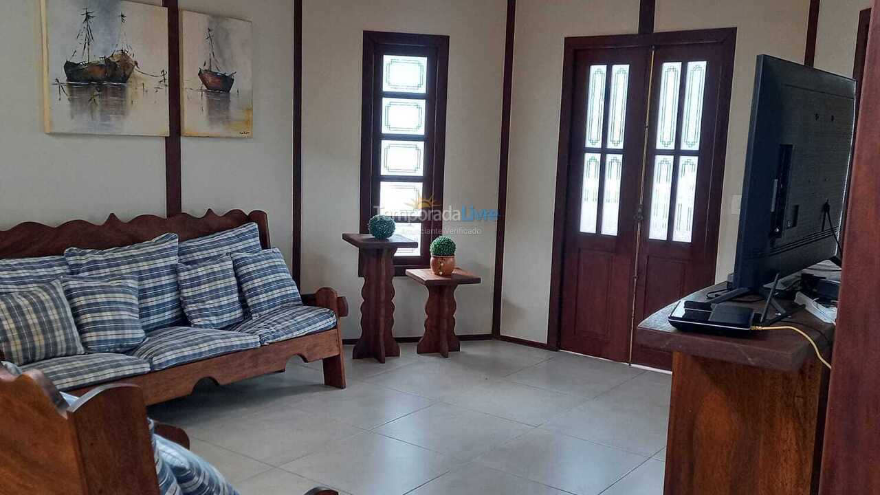 Casa para alquiler de vacaciones em Bertioga (Condominio Morada da Praia)