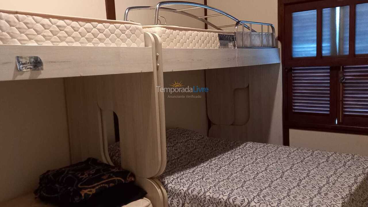 Casa para alquiler de vacaciones em Bertioga (Condominio Morada da Praia)