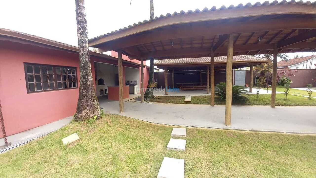 Casa para alquiler de vacaciones em Bertioga (Condominio Morada da Praia)