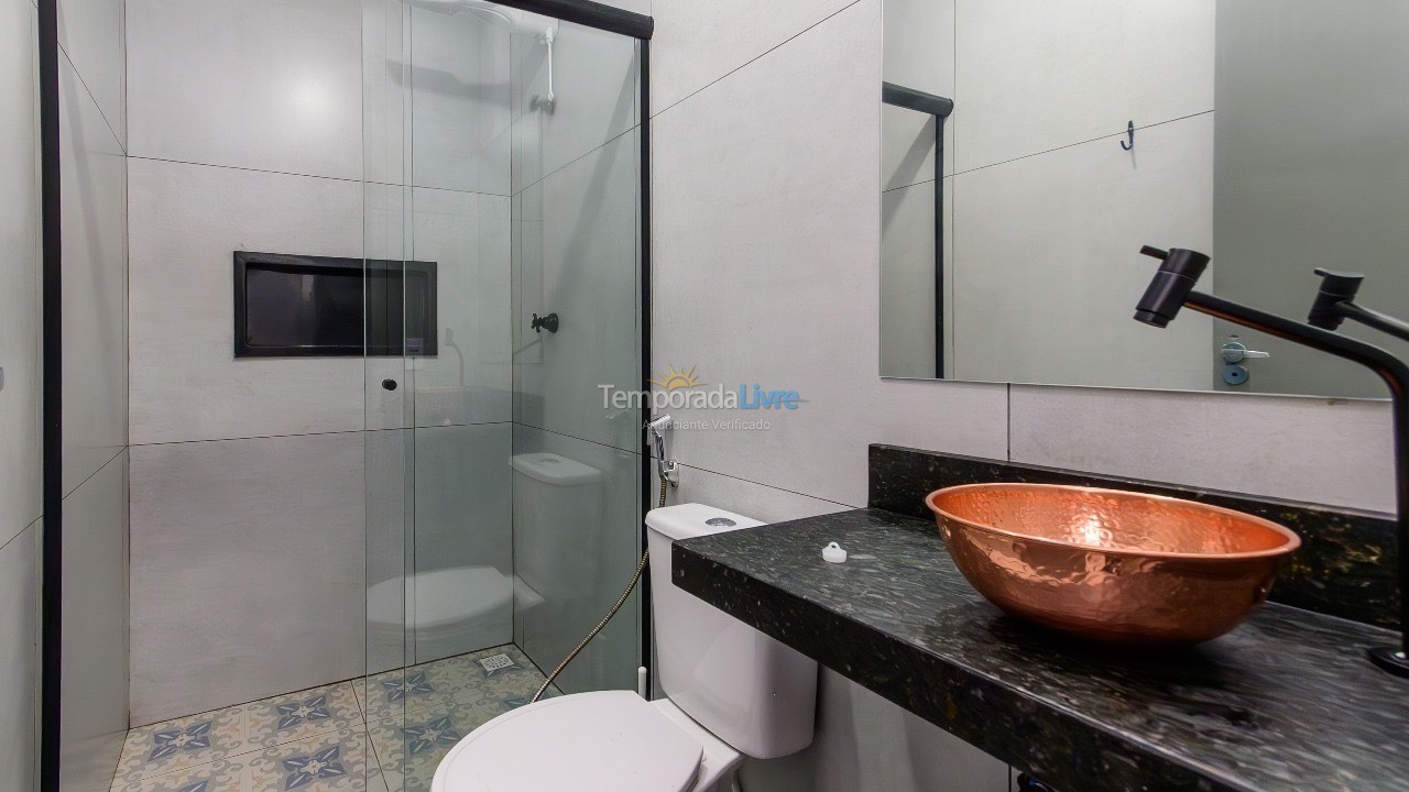 Casa para aluguel de temporada em Florianopolis (Canasvieiras)