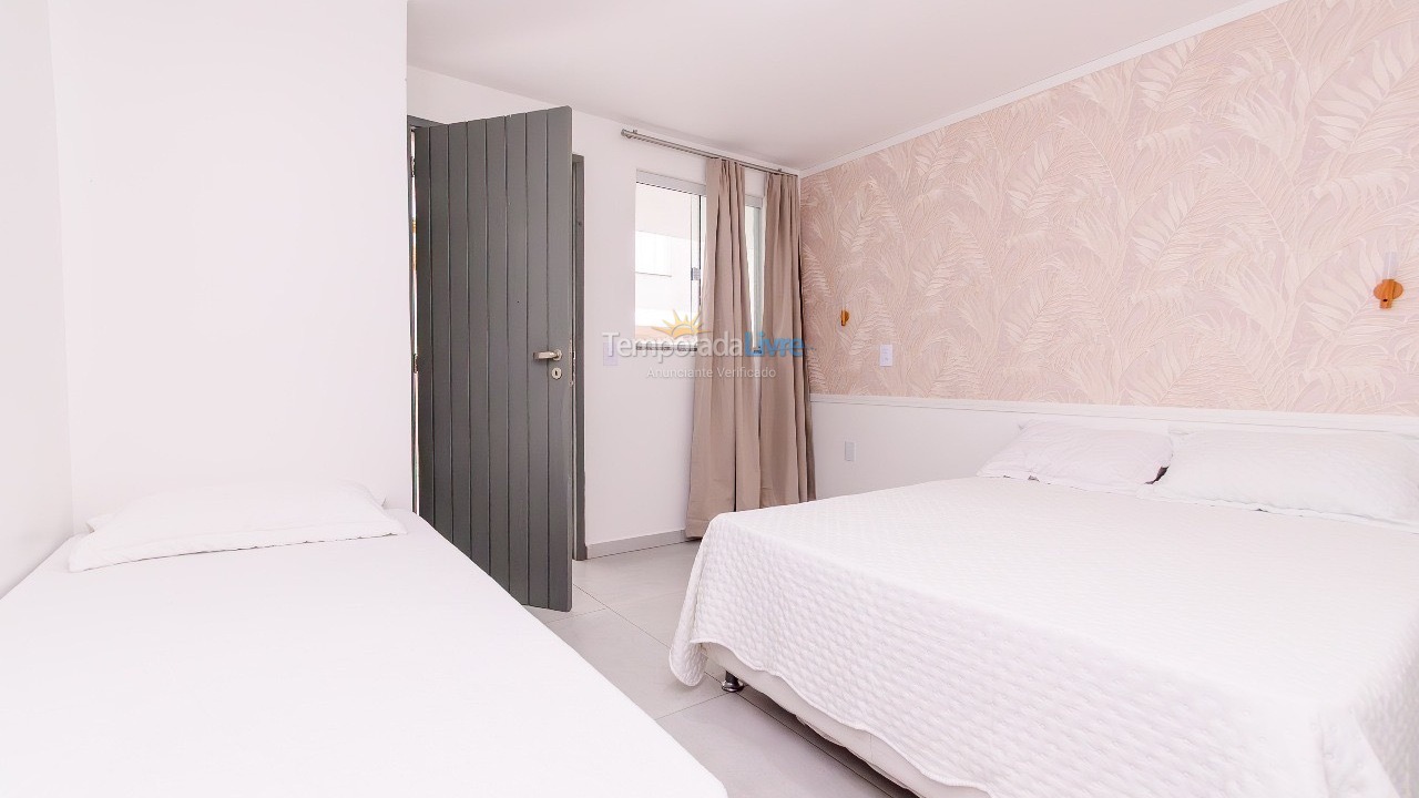 Casa para aluguel de temporada em Florianopolis (Canasvieiras)
