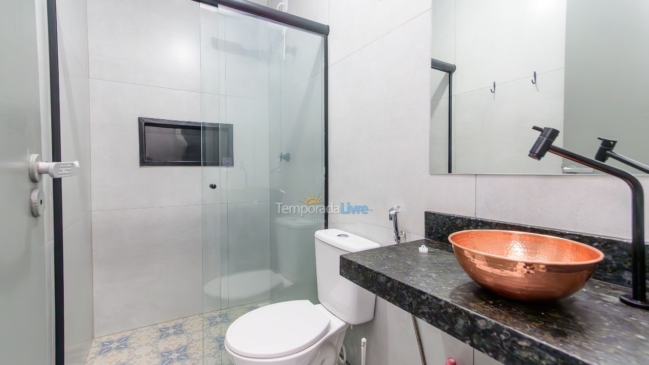 Casa para aluguel de temporada em Florianopolis (Canasvieiras)