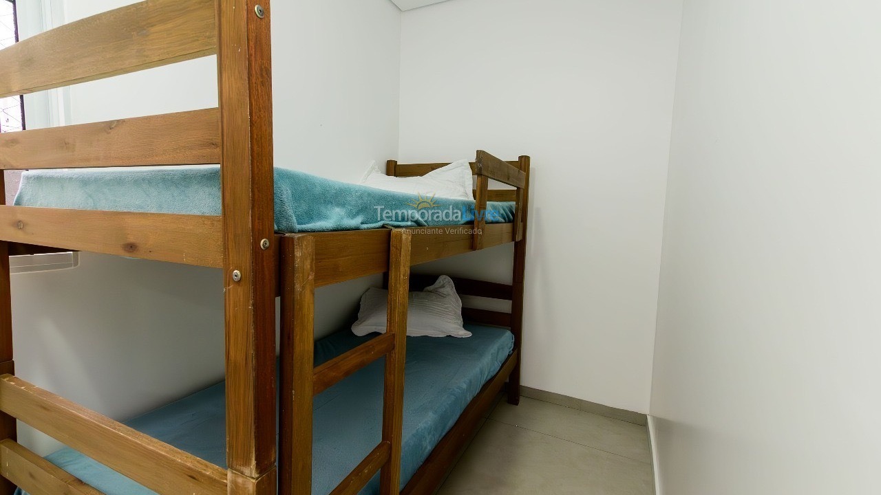 Casa para aluguel de temporada em Florianopolis (Canasvieiras)