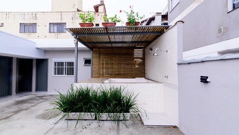 Casa em Canasvieiras - 5 suítes