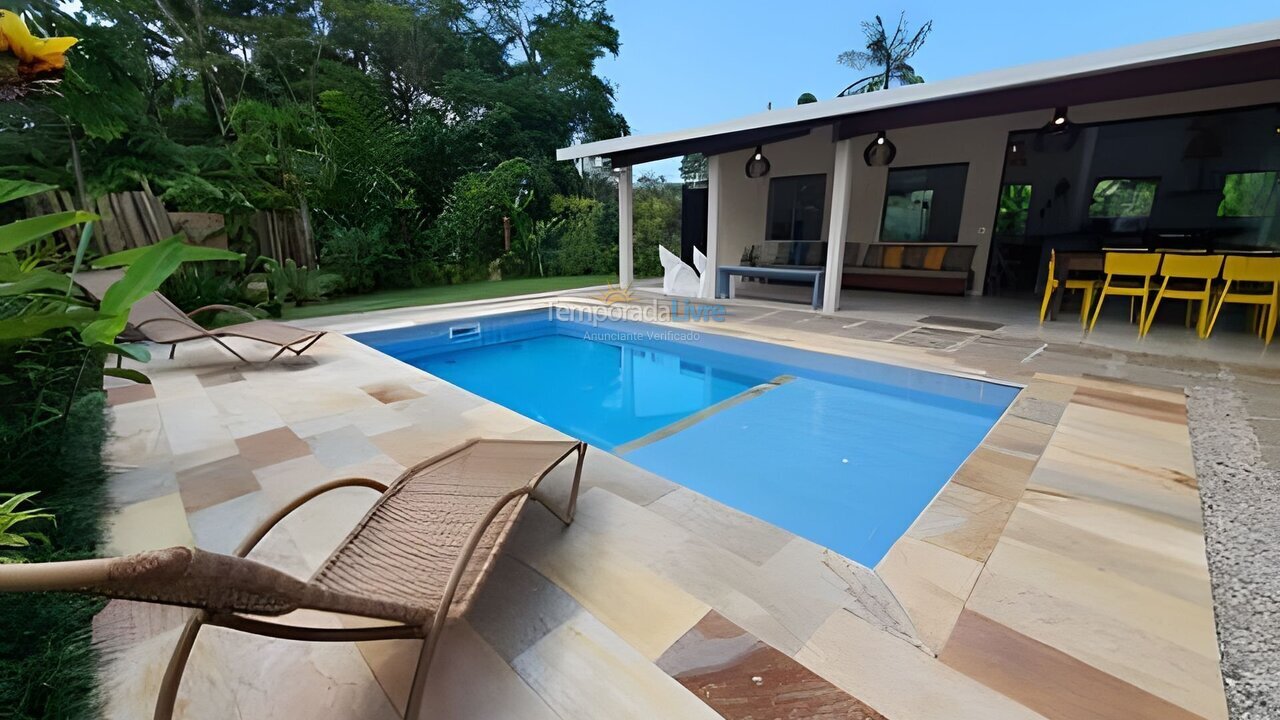 Casa para aluguel de temporada em Ubatuba (Itamambuca)