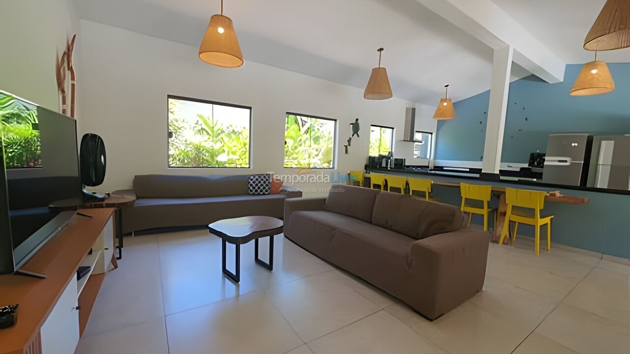 Casa para aluguel de temporada em Ubatuba (Itamambuca)