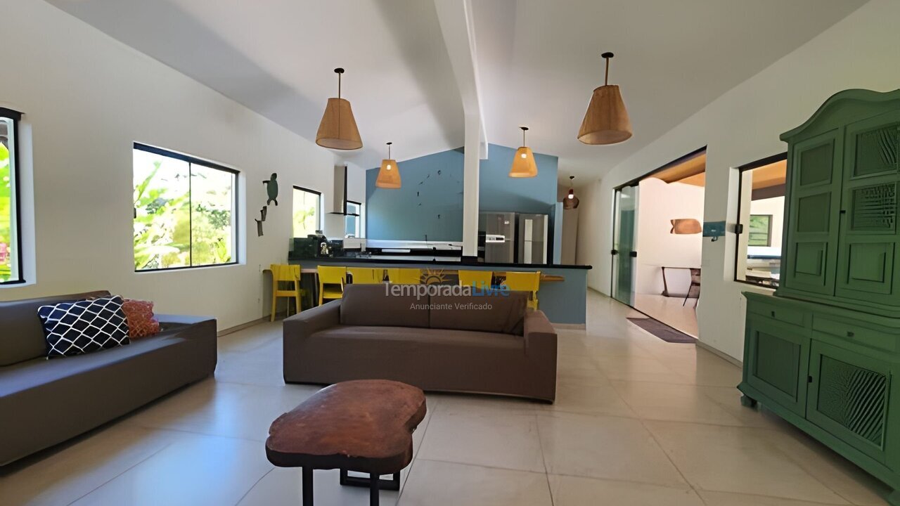 Casa para aluguel de temporada em Ubatuba (Itamambuca)