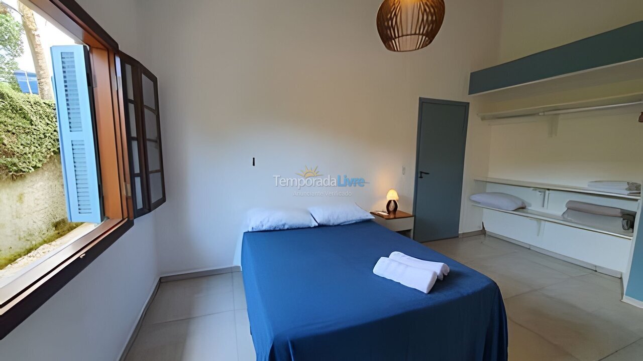 Casa para aluguel de temporada em Ubatuba (Itamambuca)