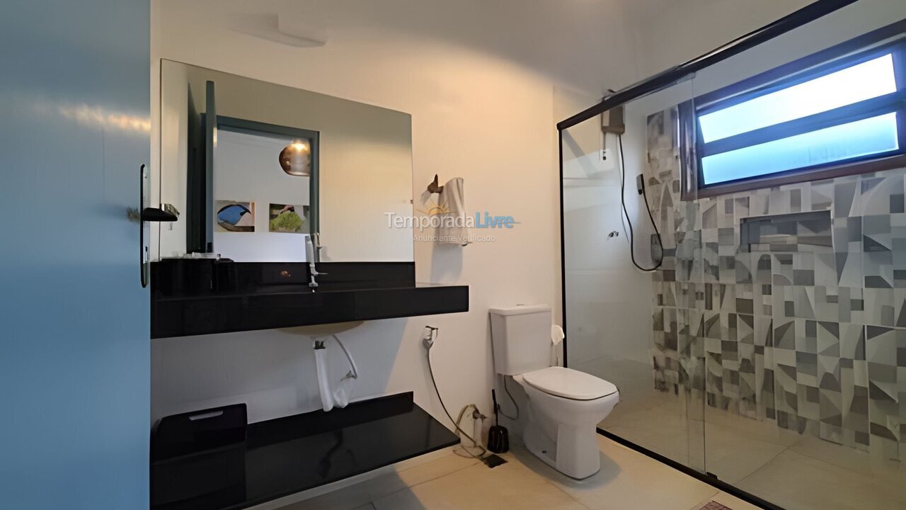Casa para aluguel de temporada em Ubatuba (Itamambuca)