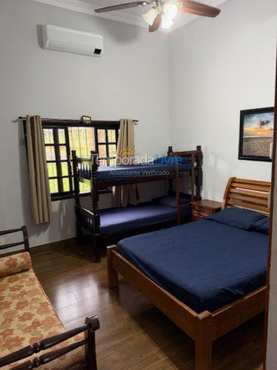 Casa para aluguel de temporada em Conceição das Alagoas (Zona Rural)