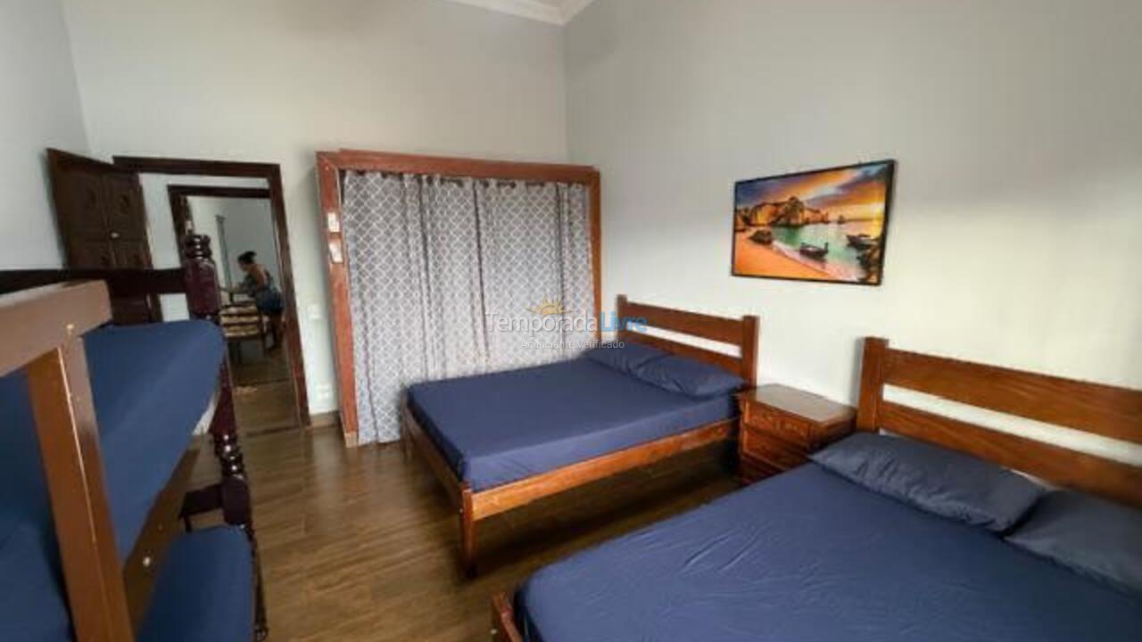 Casa para aluguel de temporada em Conceição das Alagoas (Zona Rural)