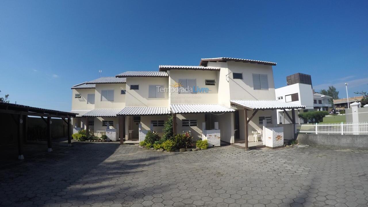Apartment for vacation rental in Palhoça (Ponta do Papagaio)