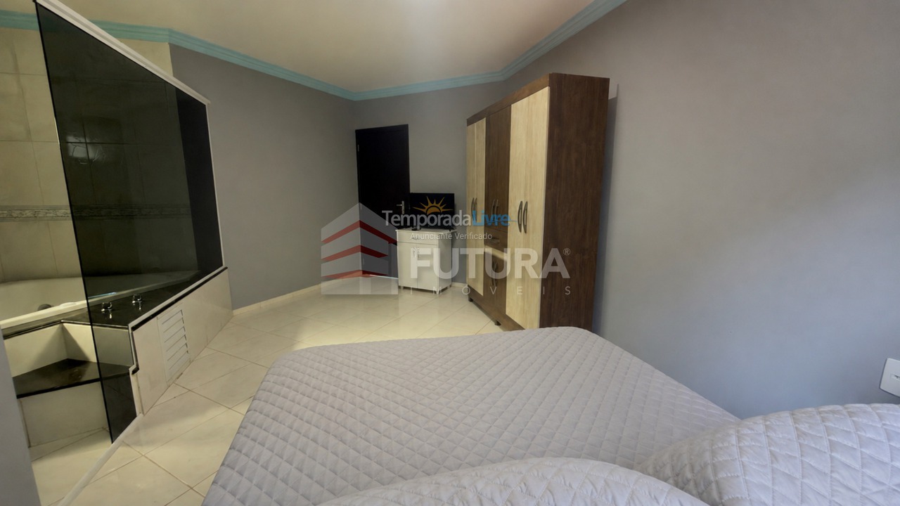 Casa para aluguel de temporada em Bombinhas (Canto Grande)