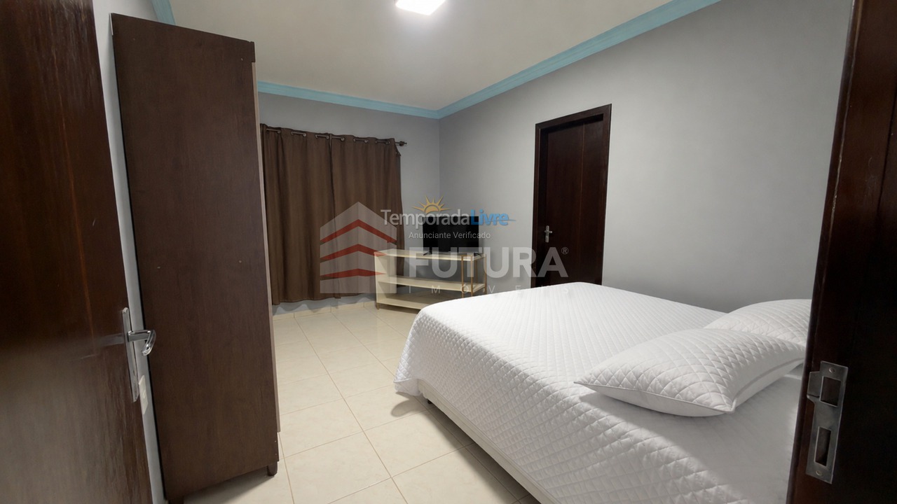 Casa para aluguel de temporada em Bombinhas (Canto Grande)