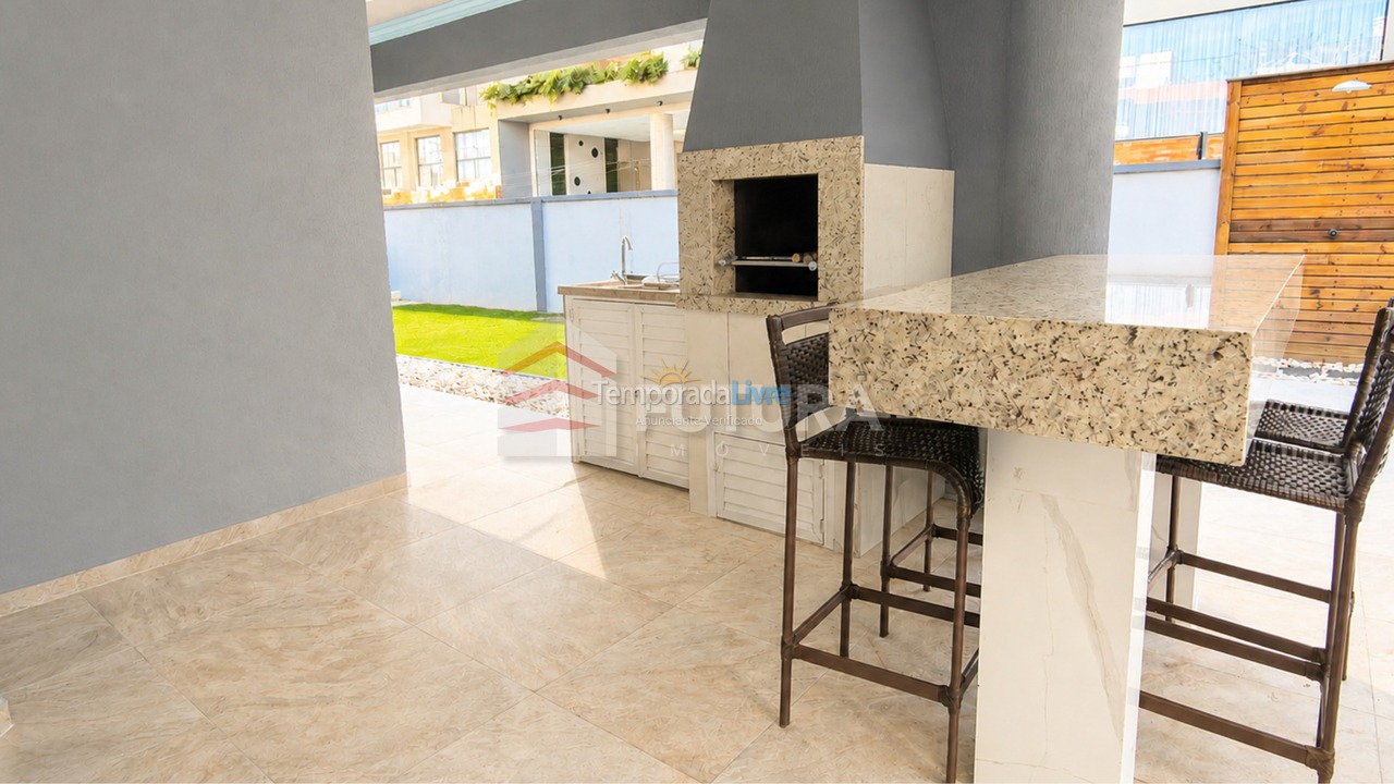 Casa para aluguel de temporada em Bombinhas (Canto Grande)