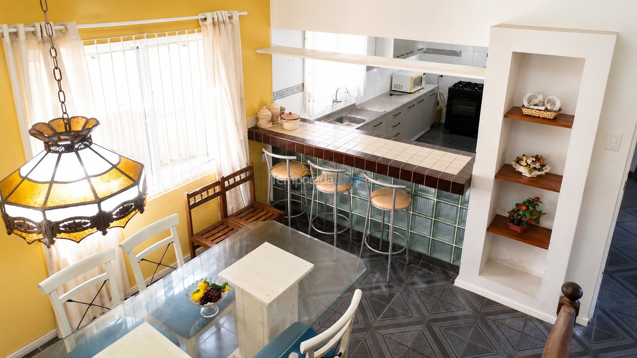 Casa para aluguel de temporada em Florianopolis (Canasvieiras)