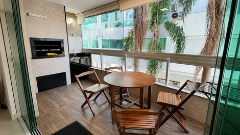 Apartamento de 2 habitaciones (1 suite), condominio de alto estándar con piscina🏖️