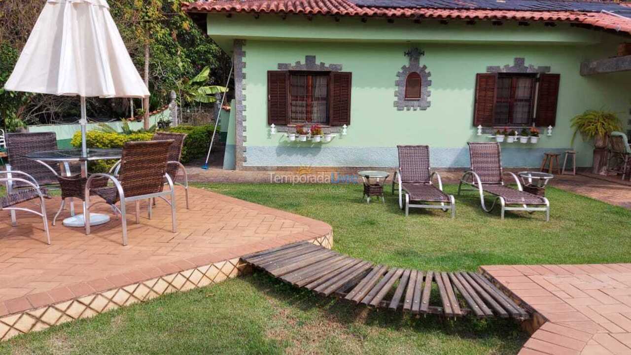 Chácara / sítio para aluguel de temporada em São Roque (Saboo)