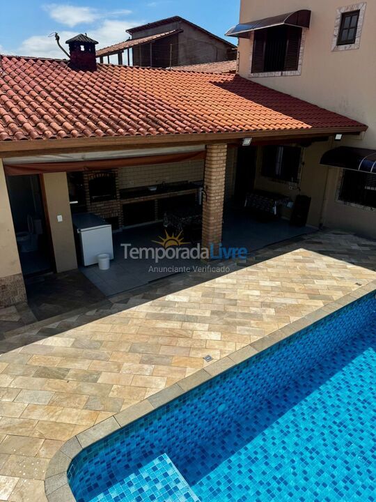 Casa para aluguel de temporada em São Paulo (Mongaguá)