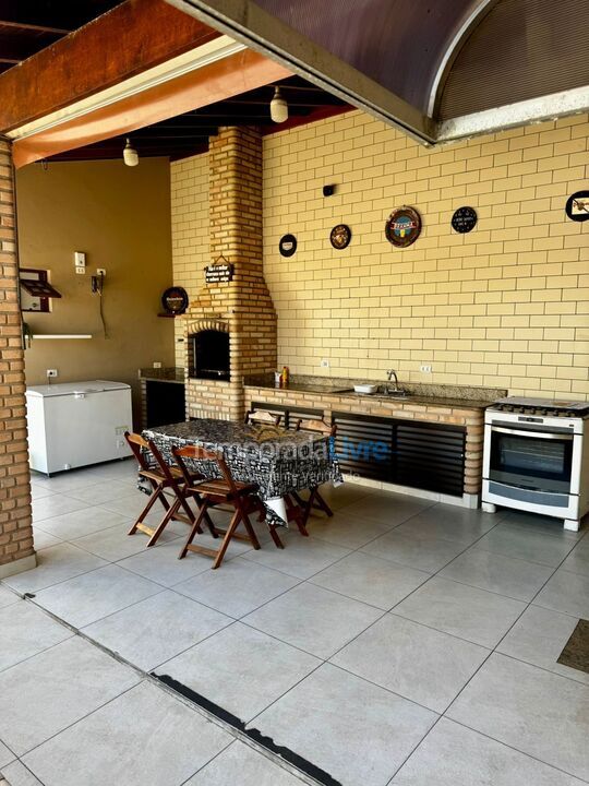 Casa para aluguel de temporada em São Paulo (Mongaguá)