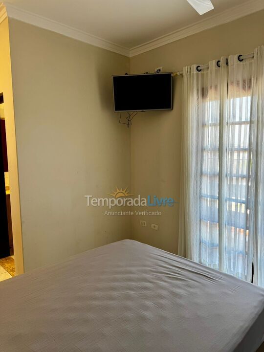 Casa para aluguel de temporada em São Paulo (Mongaguá)