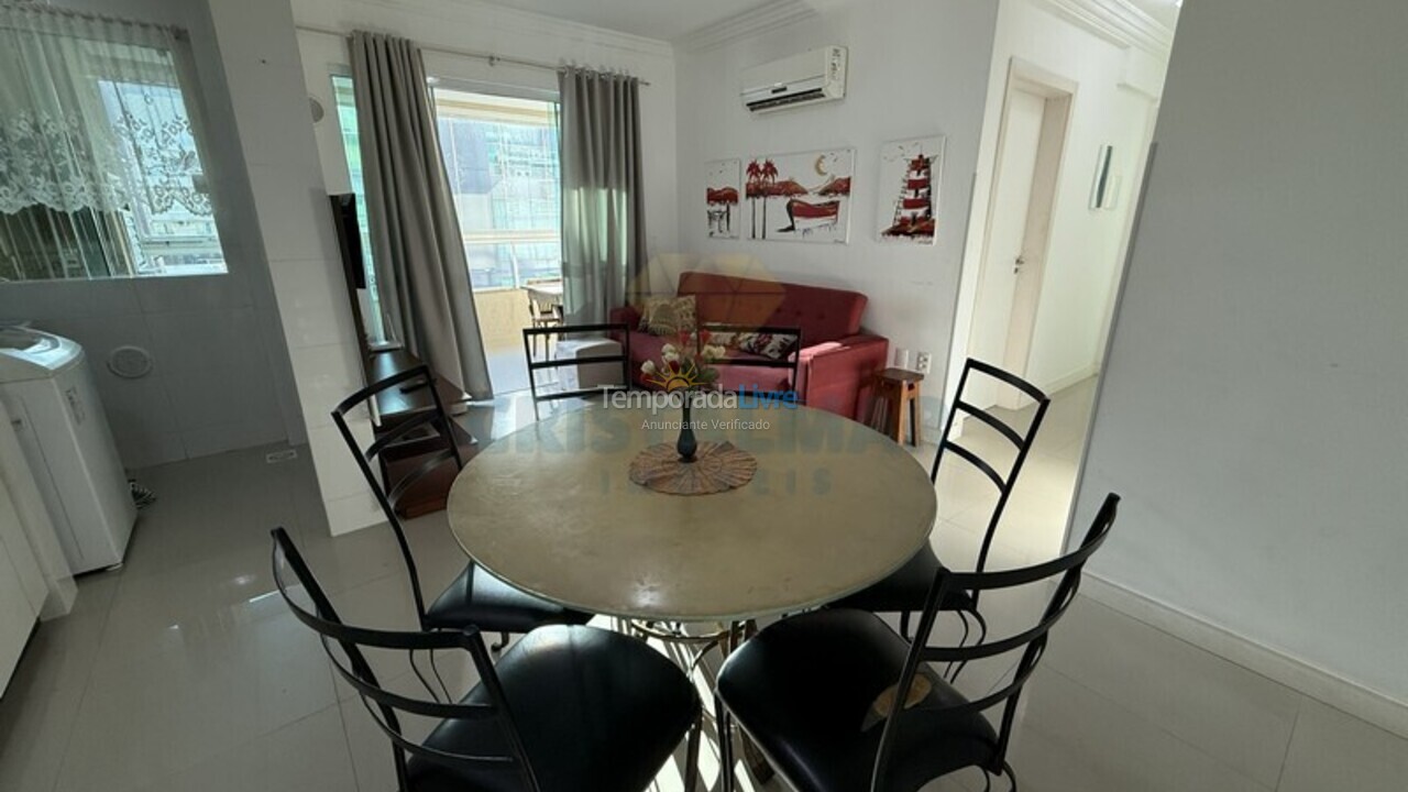Apartamento para alquiler de vacaciones em Bombinhas (Praia de Bombas)