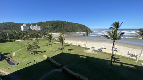 Beachfront apartment in Riviera