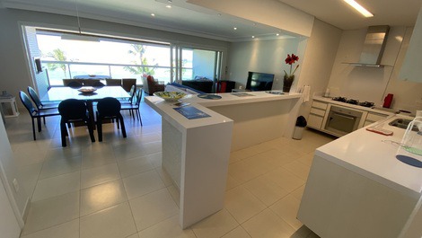 Beachfront apartment in Riviera