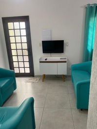 Sobrado em Bertioga a 100 metros da praia do centro