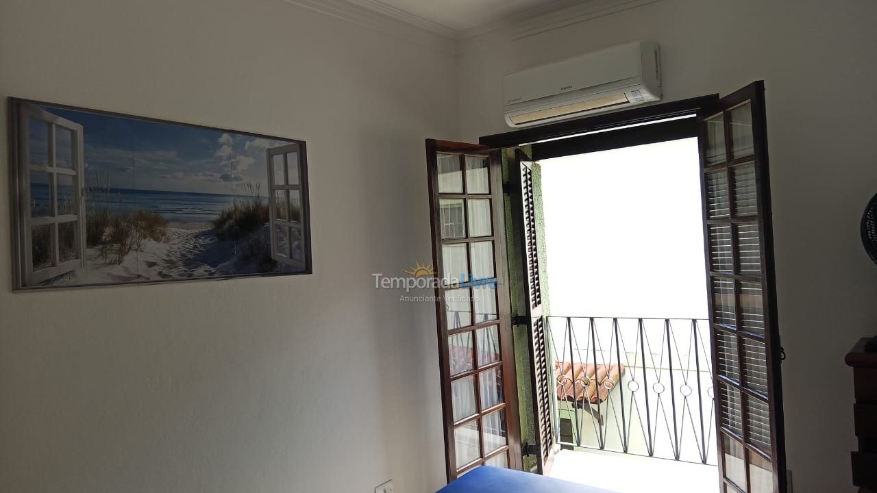 Casa para aluguel de temporada em Bertioga (Praia da Enseada)