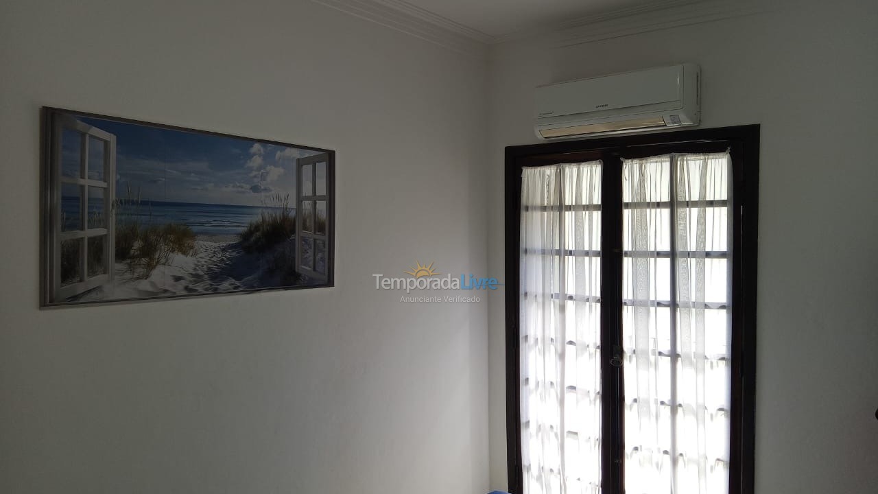 Casa para aluguel de temporada em Bertioga (Praia da Enseada)