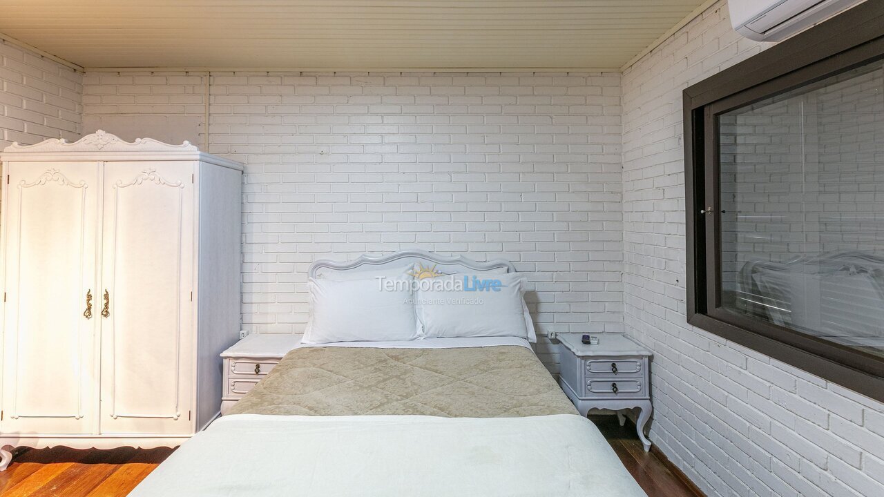 Apartment for vacation rental in Gramado (Centro)