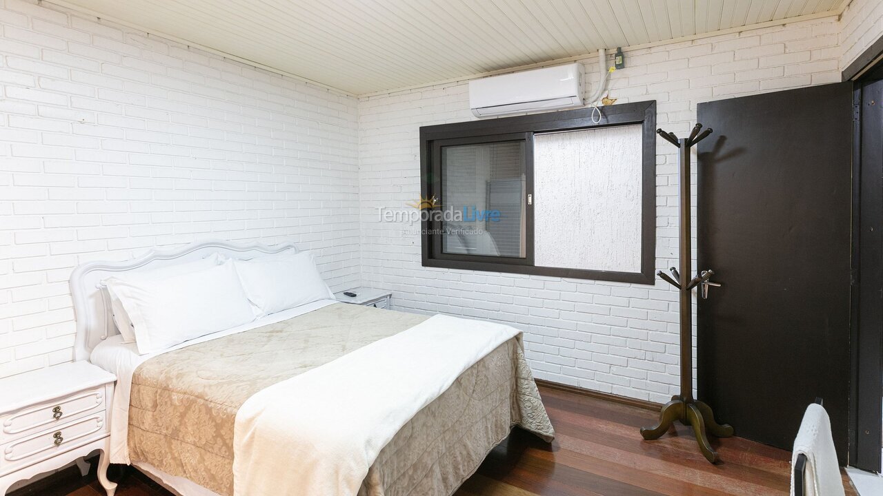 Apartment for vacation rental in Gramado (Centro)