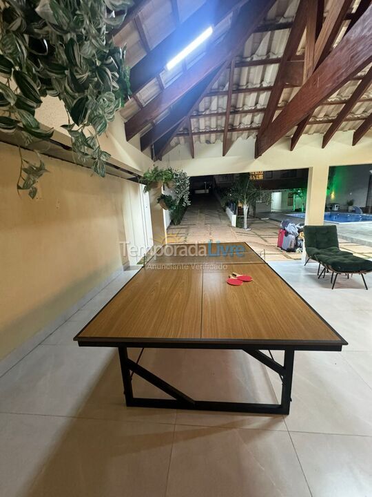 Casa para aluguel de temporada em Caldas Novas (Condomínio Marina Di Caldas)